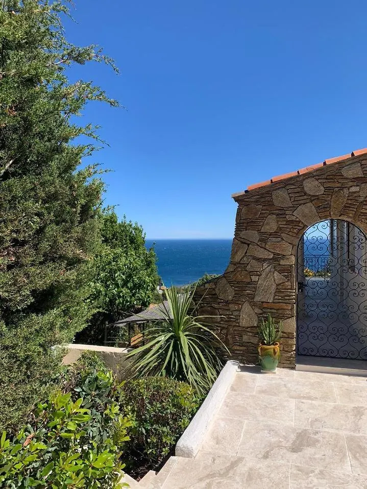 Villa Les Mimosas contacts